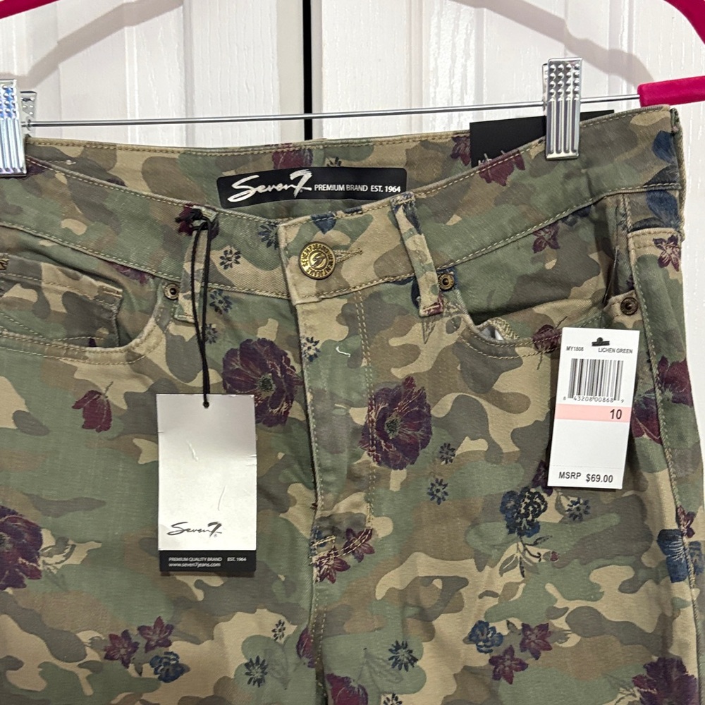 Seven7 Camouflage Floral Ankle Jeans - Picture 2 of 5
